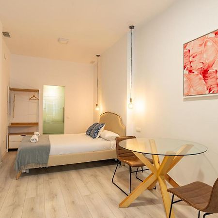 マラガUrbe10 Plaza De La Constucion Premium Loftアパートメント エクステリア 写真