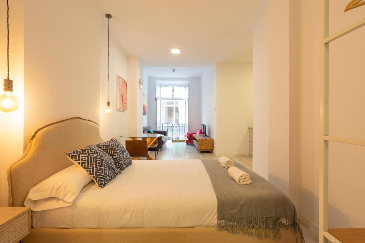 マラガUrbe10 Plaza De La Constucion Premium Loftアパートメント エクステリア 写真