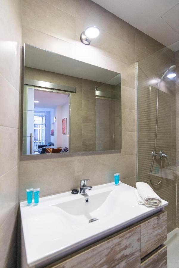 マラガUrbe10 Plaza De La Constucion Premium Loftアパートメント エクステリア 写真